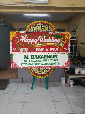 Papan Bunga di Universitas Prasetiya Mulya